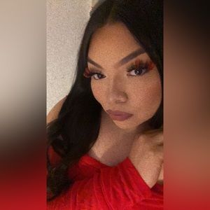 Meet your Posher, Fatima